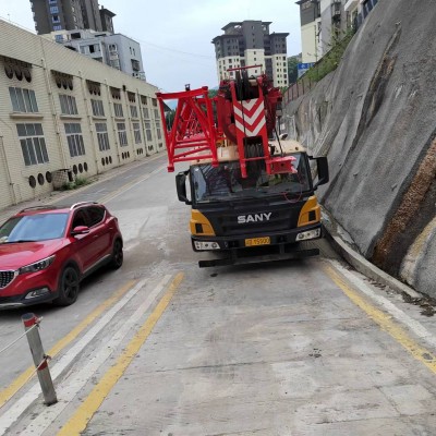 在奉節(jié)租吊車的這個(gè)過程中應(yīng)該注意什