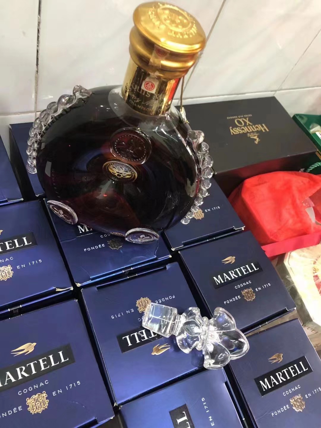 泰州煙酒回收張先生教你辨別洋酒真假的方法-- 泰州阿斌煙酒禮品回收中心