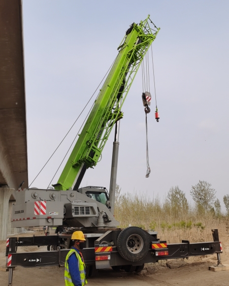 長時間不使用吊車有什么危險？-- 霸州市祥泰建筑機械設備租賃有限公司