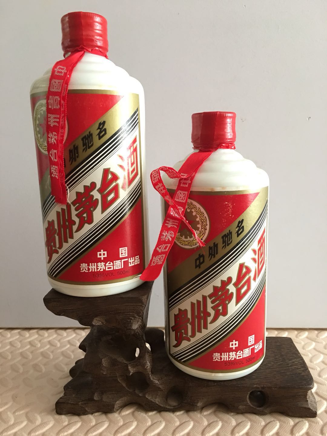 成都溫江回收生肖茅臺(tái)酒 珍品五糧液-- 成都誠(chéng)信煙酒回收