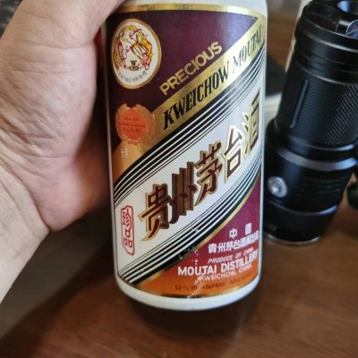 諸城白酒回收分享老白汾酒的真假鑒別