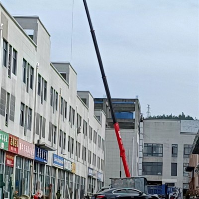 吊車出租在緊急工程中能及時(shí)響應(yīng)嗎？