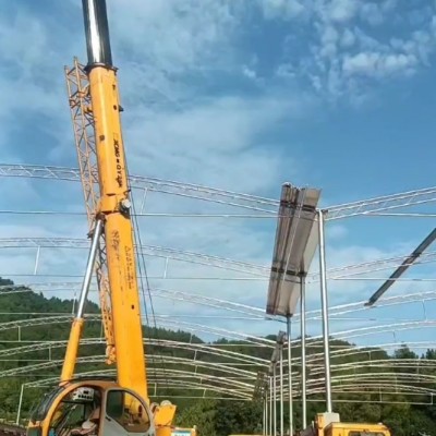 小型建筑工程需要租用哪種類型的吊車