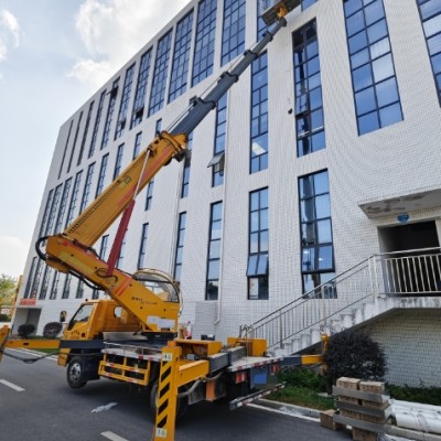 大型建筑工程，韶關(guān)吊車出租如何高效