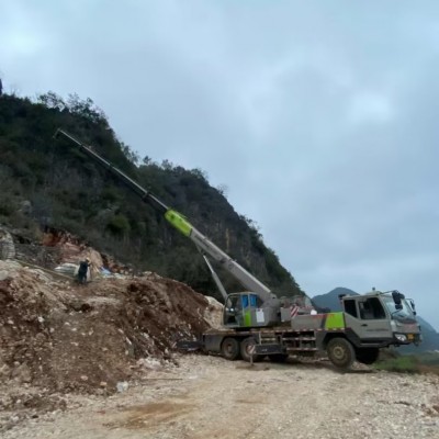 在硯山租吊車，咋確認租車公司有無隱