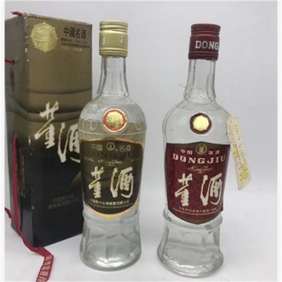 華陽名酒回收，專業(yè)服務(wù)，讓您的藏酒