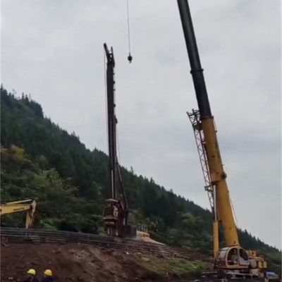 橋梁建設(shè)項(xiàng)目，適合租賃哪種吊車？